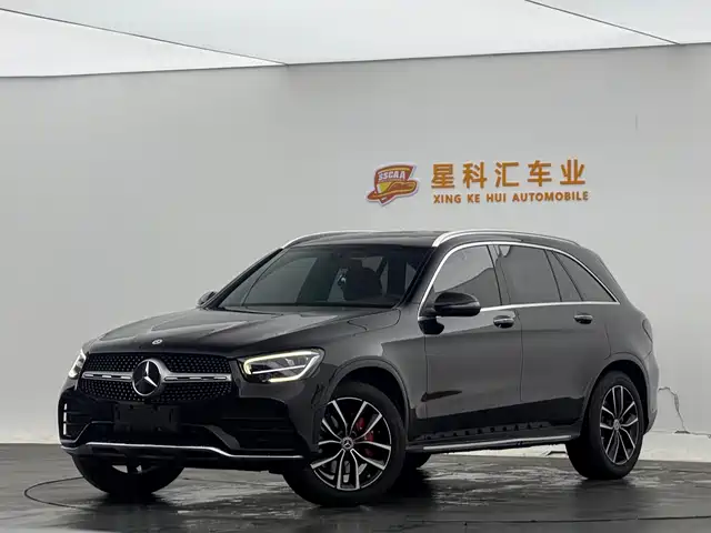 MERCEDES-BENZ GLC