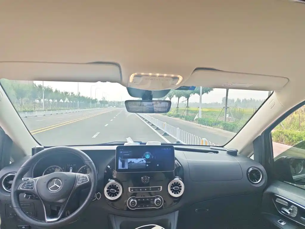 Mercedes-Benz Vito — миниатюра 19