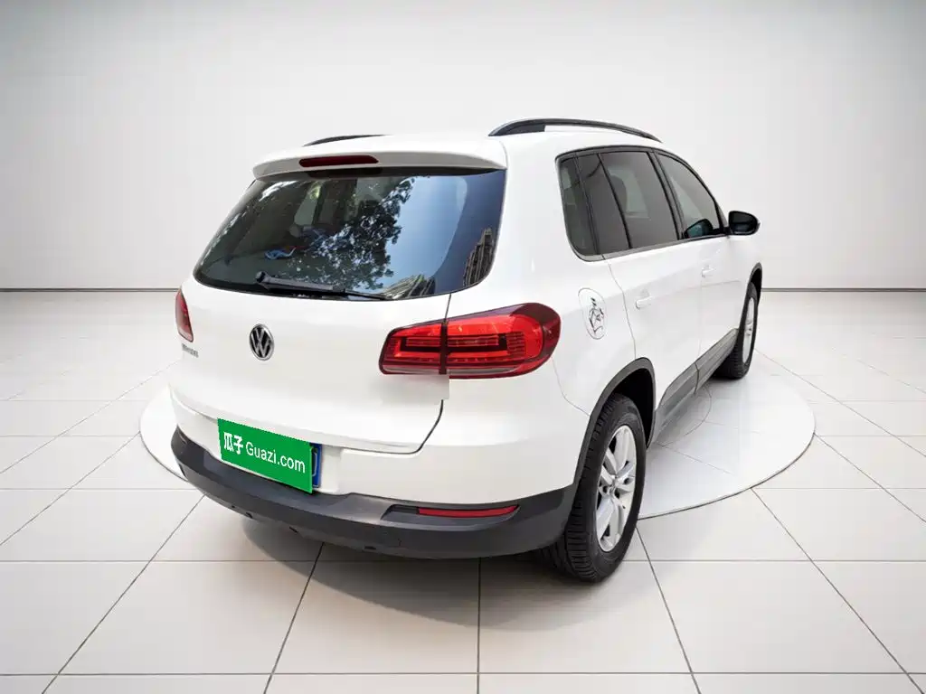 Volkswagen Tiguan — миниатюра 4