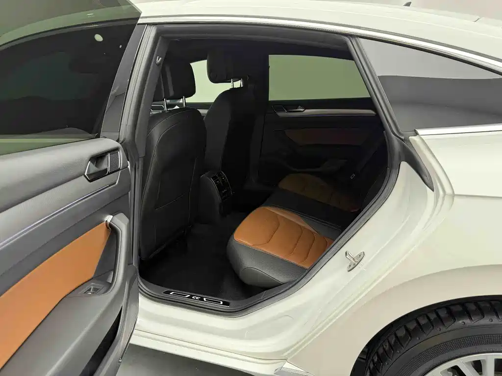 Volkswagen FAW - Passat CC CC 2019 330TSI VI