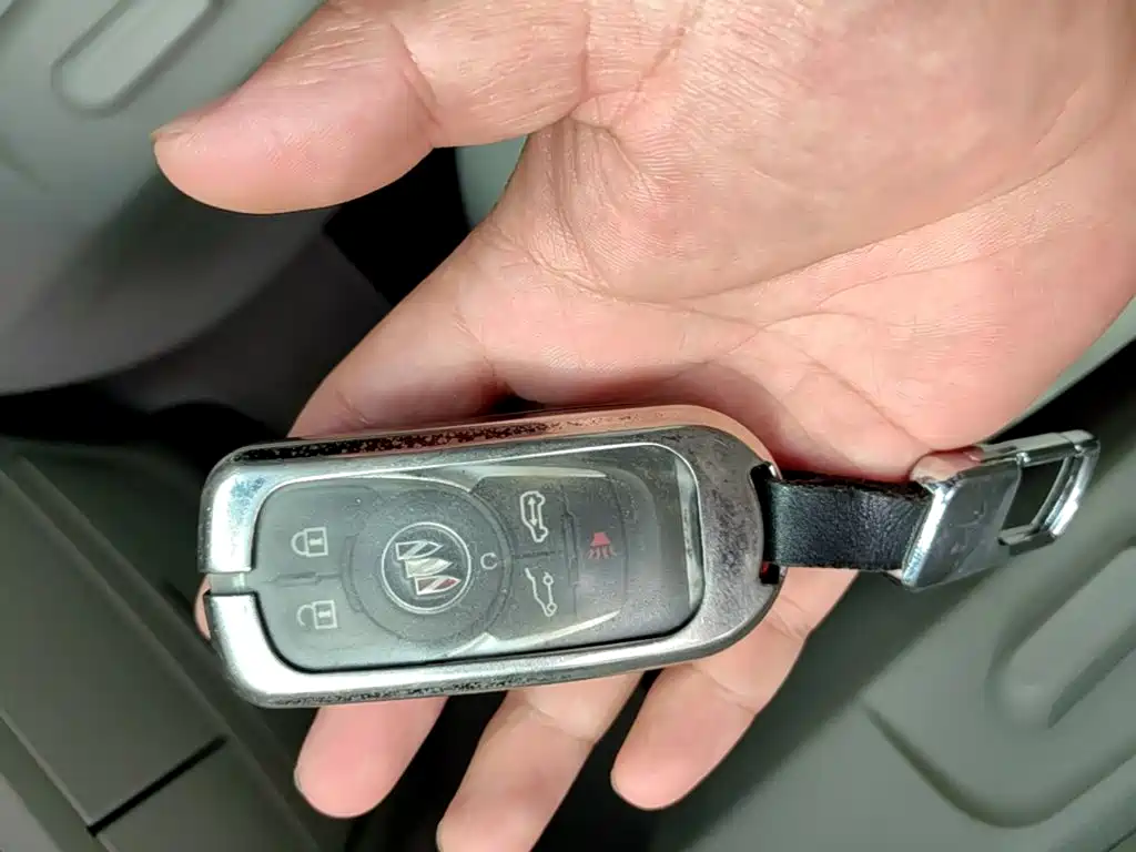 Buick GL8 — миниатюра 9