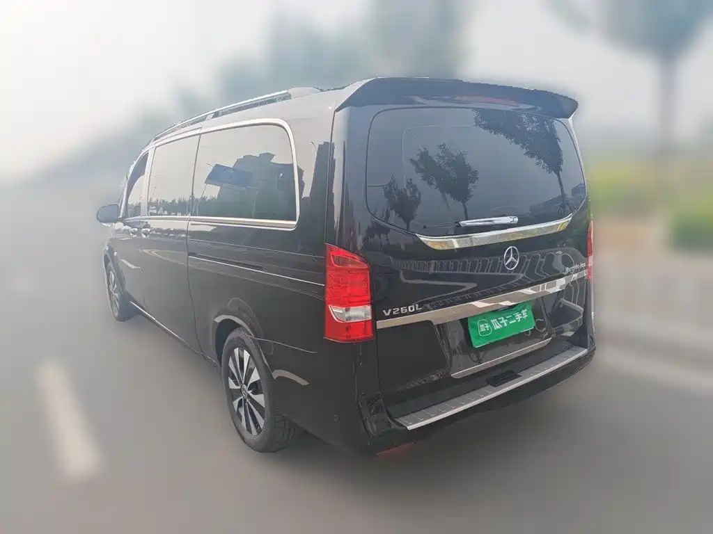 Mercedes-Benz Vito — миниатюра 4