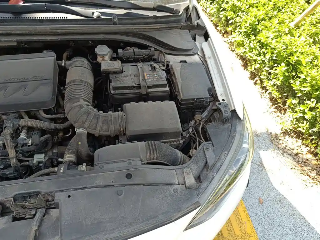 Hyundai Elantra — миниатюра 19