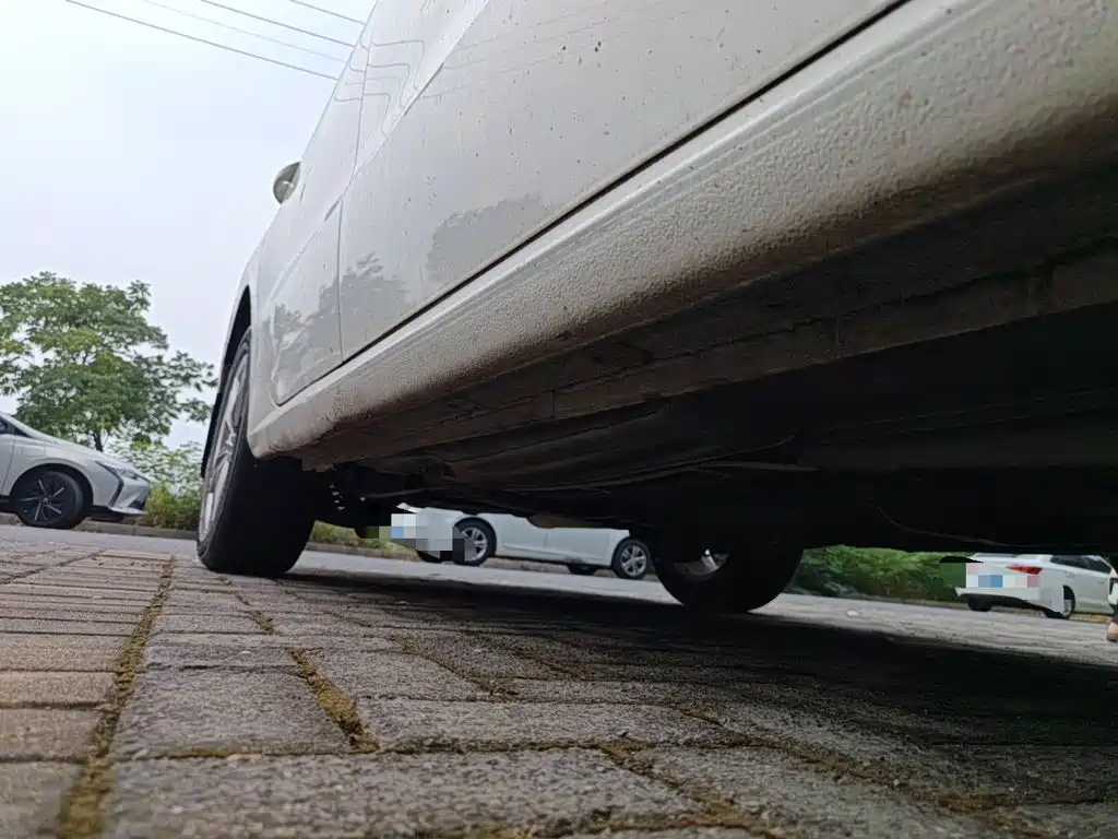 Volkswagen Lavida — миниатюра 17