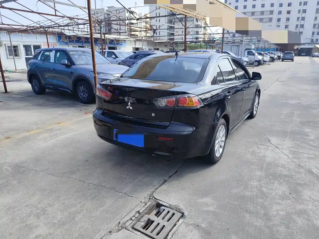 Mitsubishi Lancer EX — миниатюра 3
