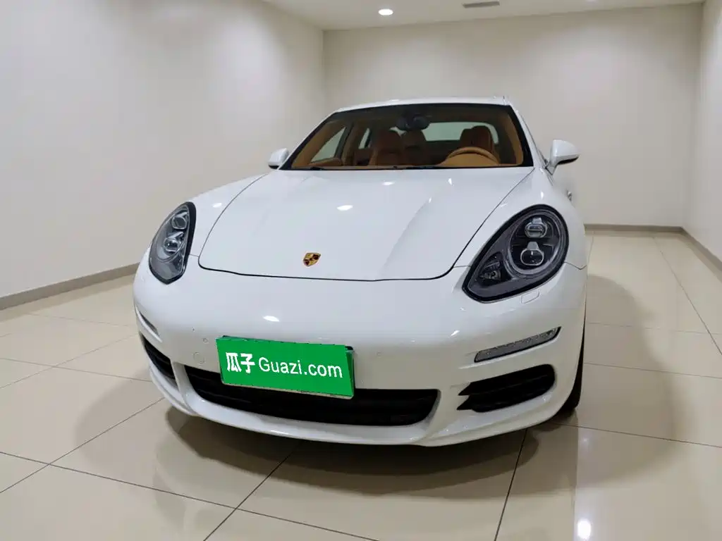 Porsche Panamera — миниатюра 2