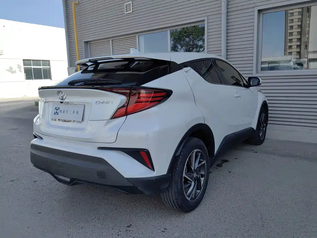 Toyota C-HR 2022 2.0L Lead