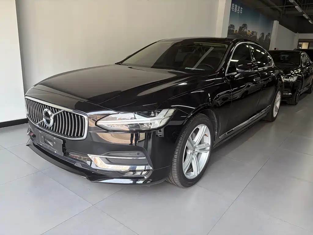 Volvo S90 2019