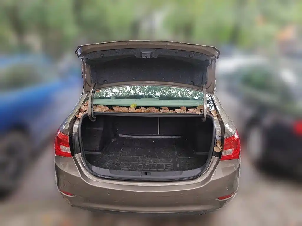 Buick Excelle — миниатюра 20