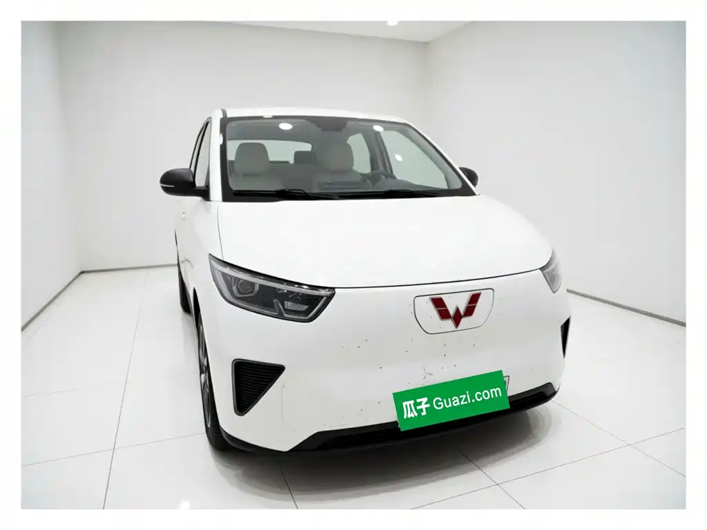 Wuling Yangguang — миниатюра 2