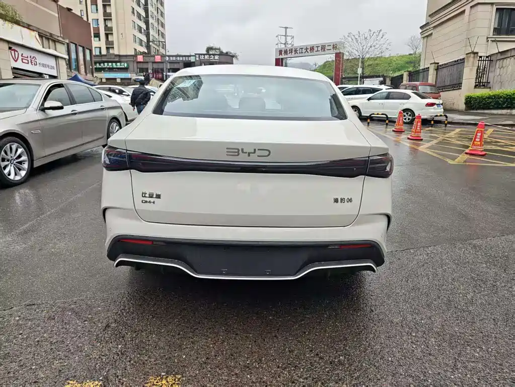 BYD SEAL 06 NEW ENERGY