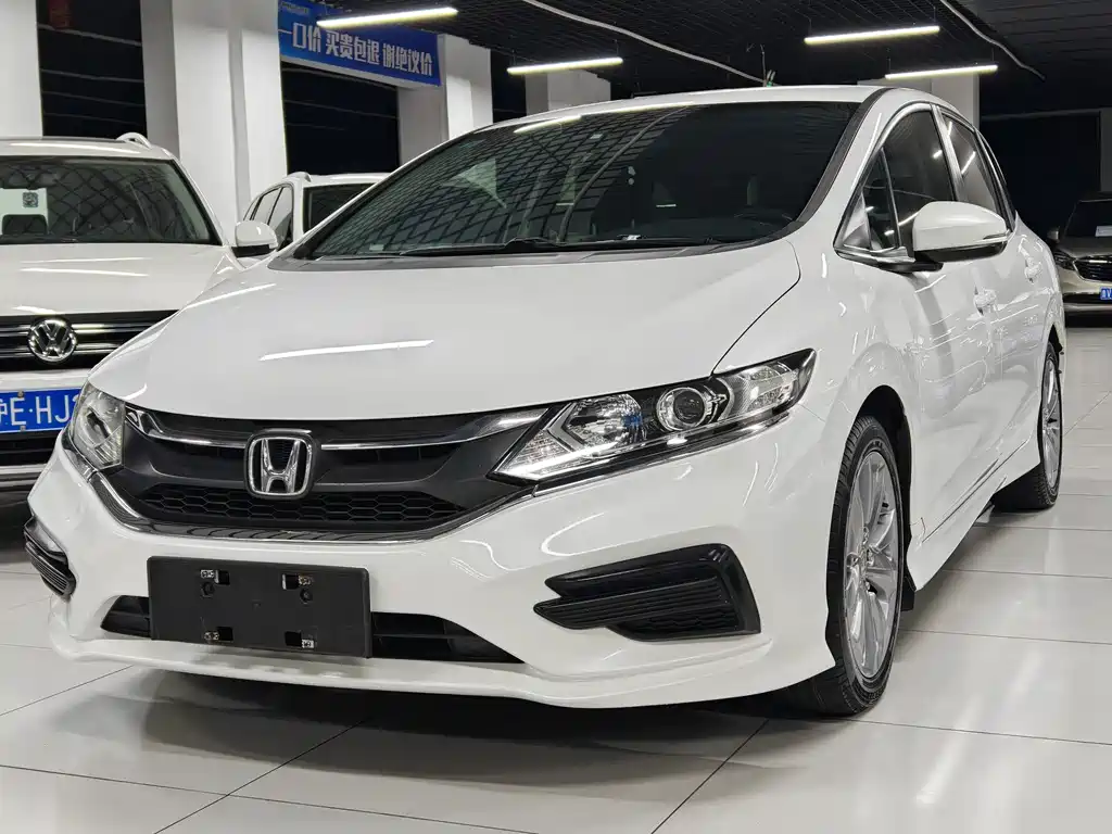 Honda Jade