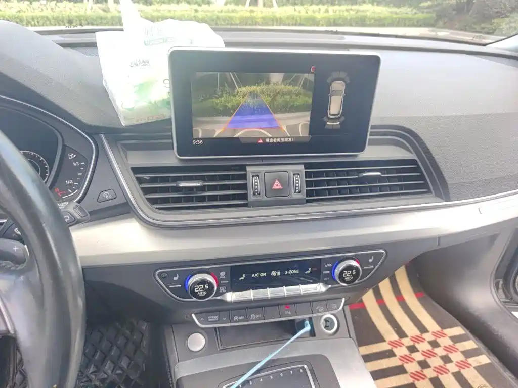 Audi Q5L — миниатюра 14