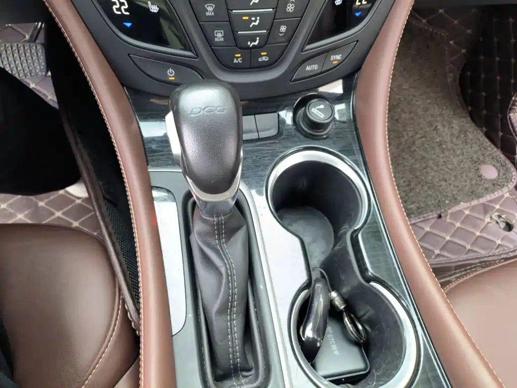 Buick Envision Plus — миниатюра 15