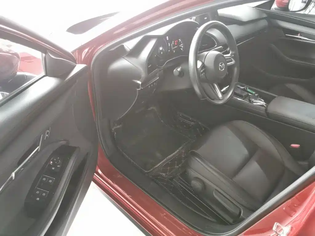 Mazda 3 Axela — миниатюра 16