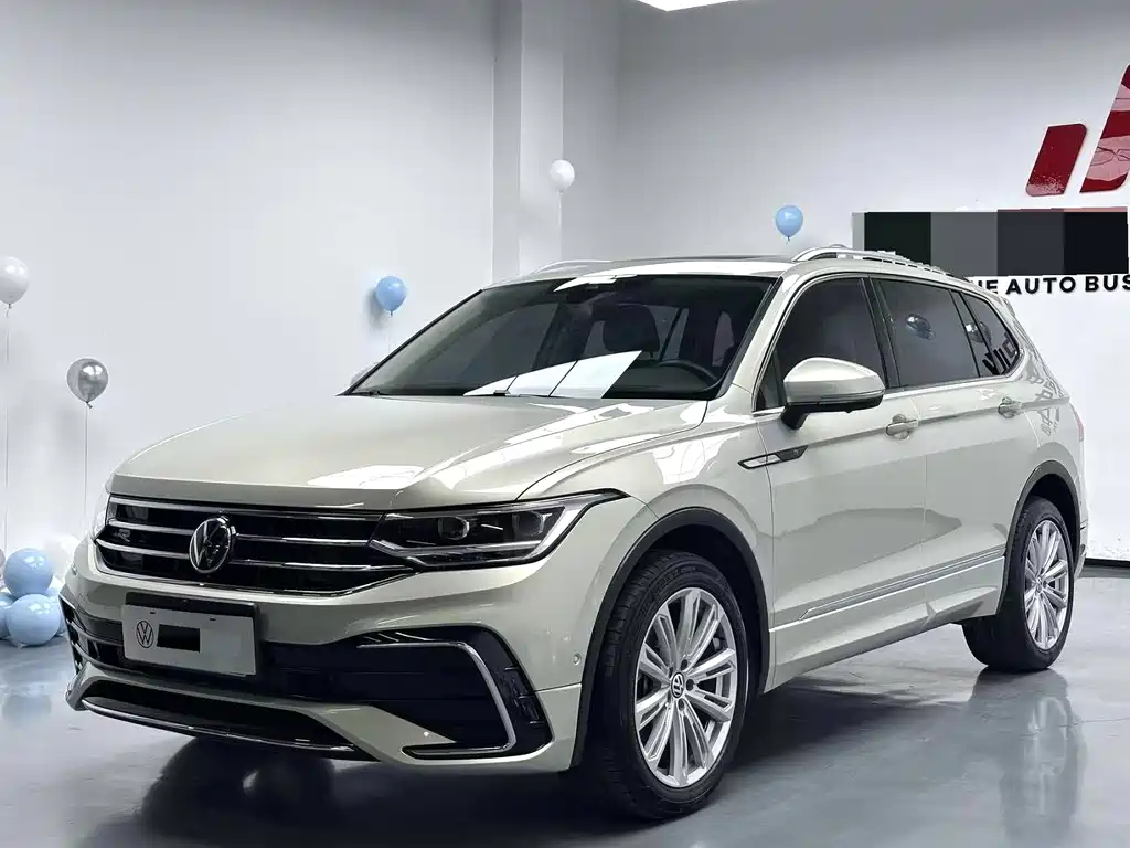 Volkswagen Tiguan L 2022