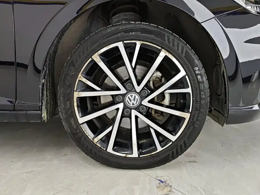 Volkswagen Lavida — миниатюра 6