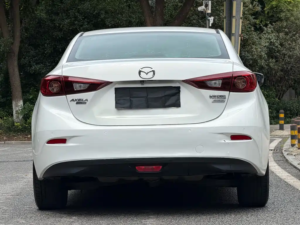 Mazda 3 Axela — миниатюра 6