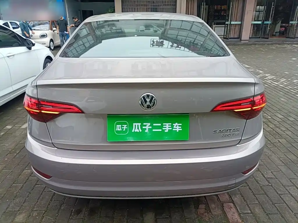 Volkswagen Sagitar — миниатюра 6