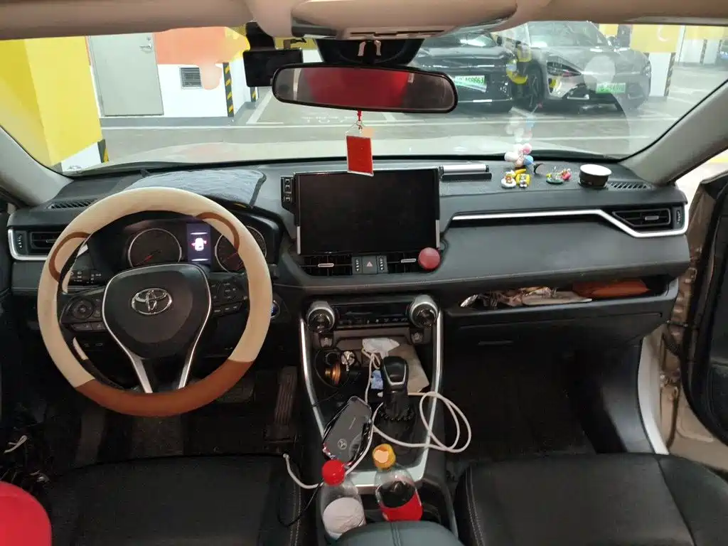 Toyota Wildlander — миниатюра 10