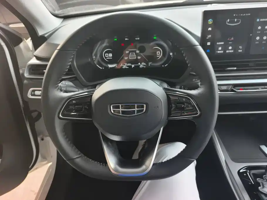 Geely Emgrand — миниатюра 15