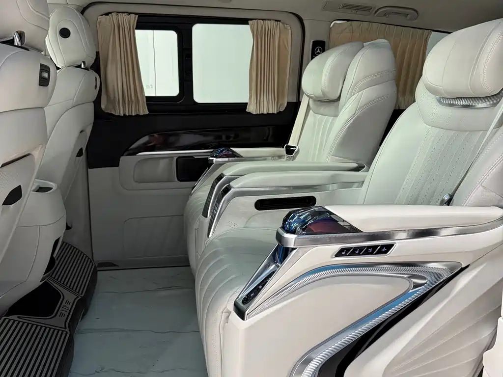 Mercedes-Benz V-Class — миниатюра 6