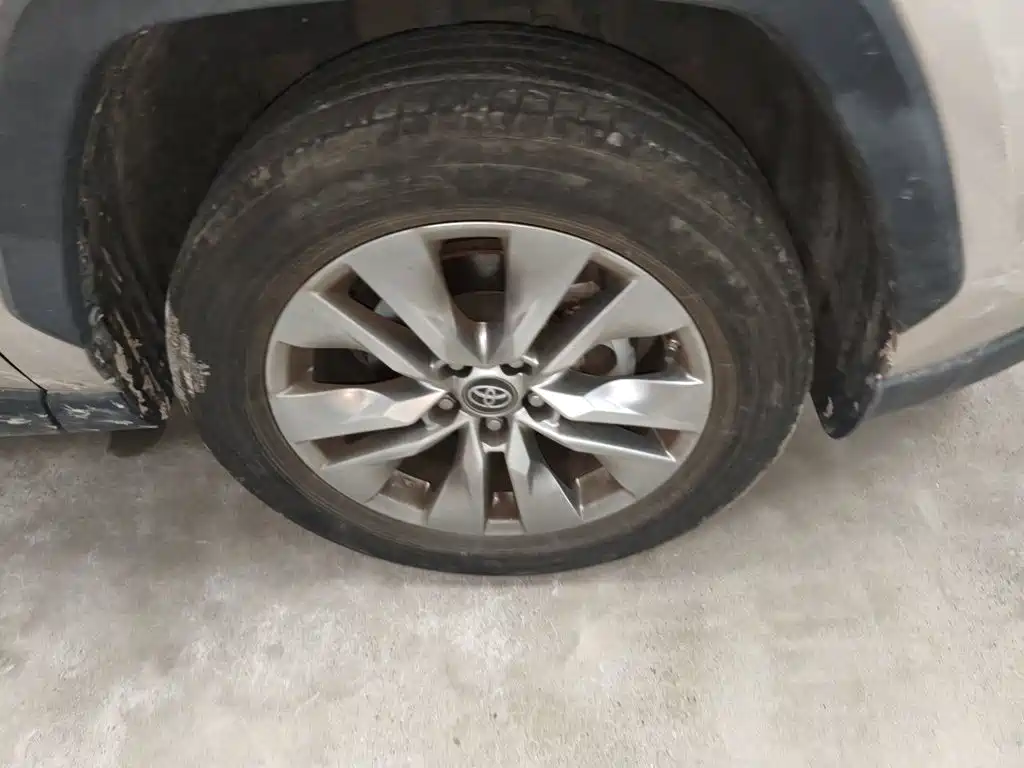 Toyota Wildlander — миниатюра 8