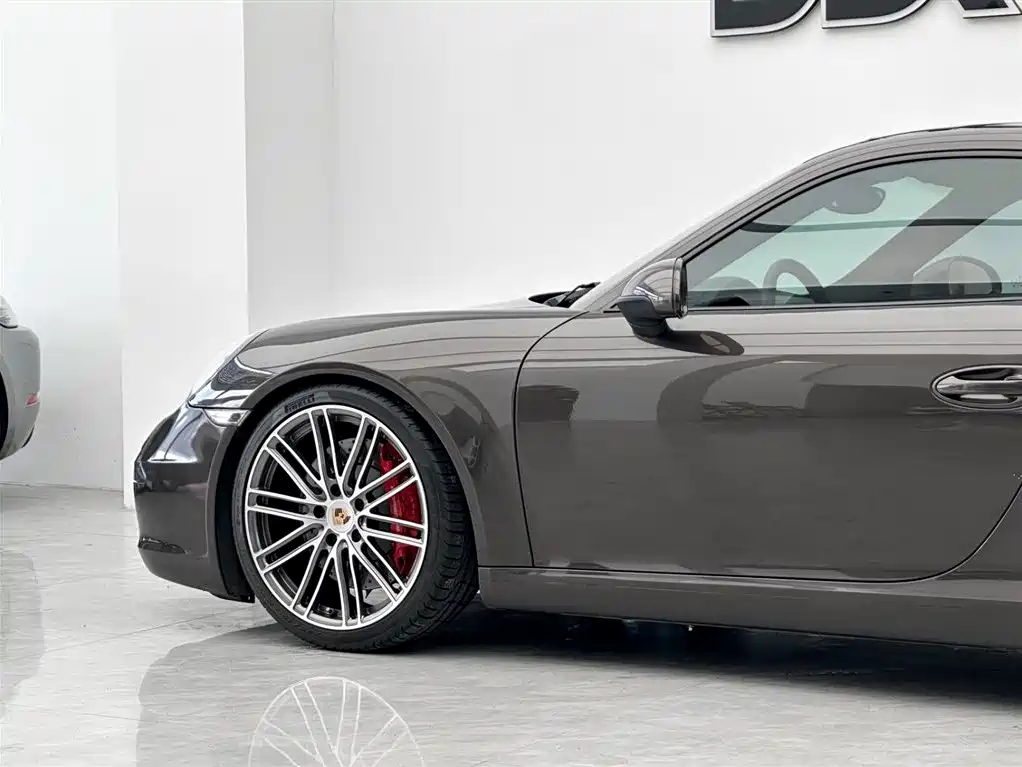 Porsche 911 2012 Carrera 3.4L