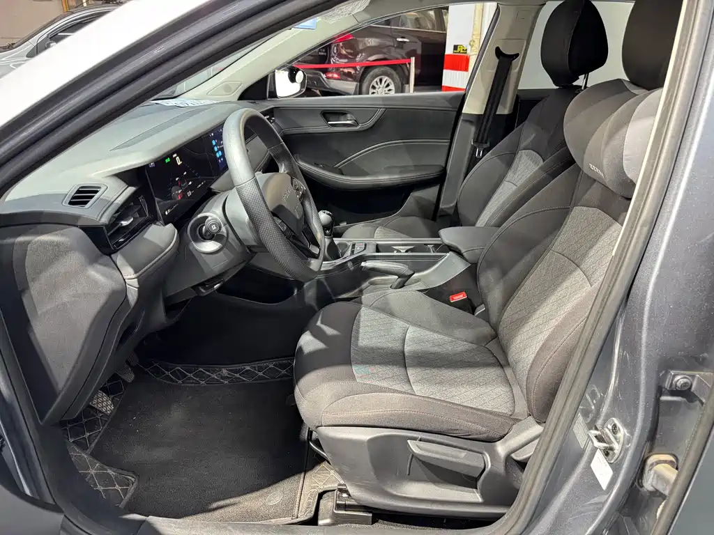 Roewe i5 — миниатюра 11