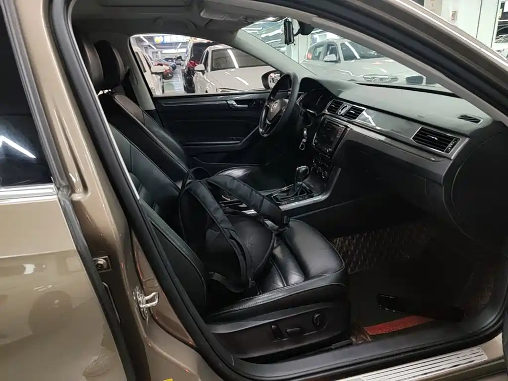 Volkswagen Passat — миниатюра 25