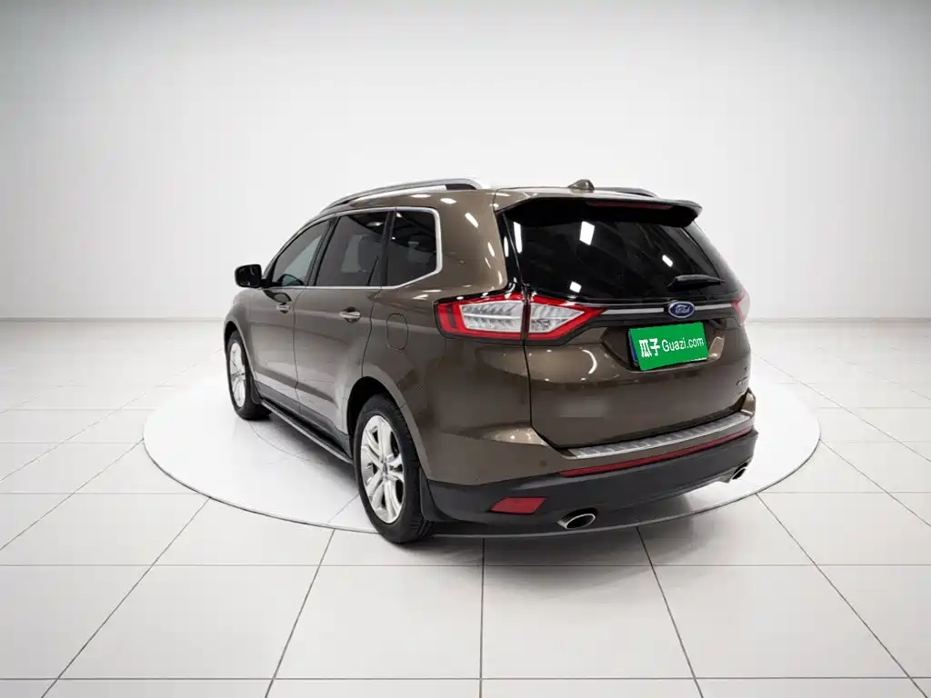 Ford Edge — миниатюра 4