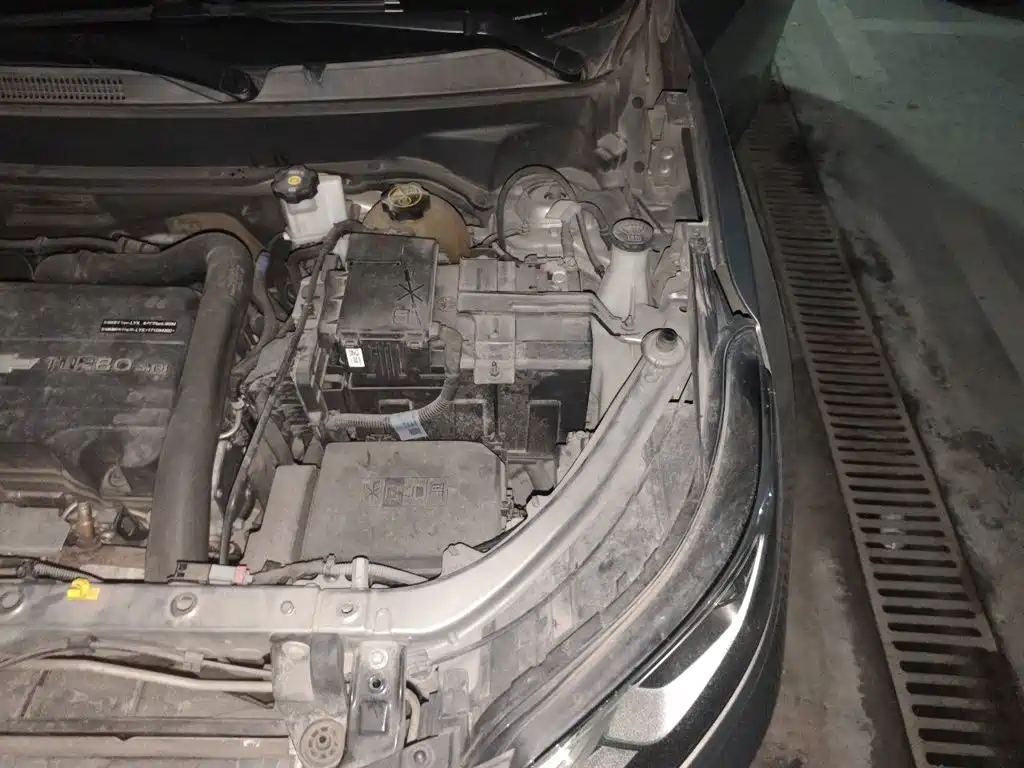Chevrolet Equinox — миниатюра 21