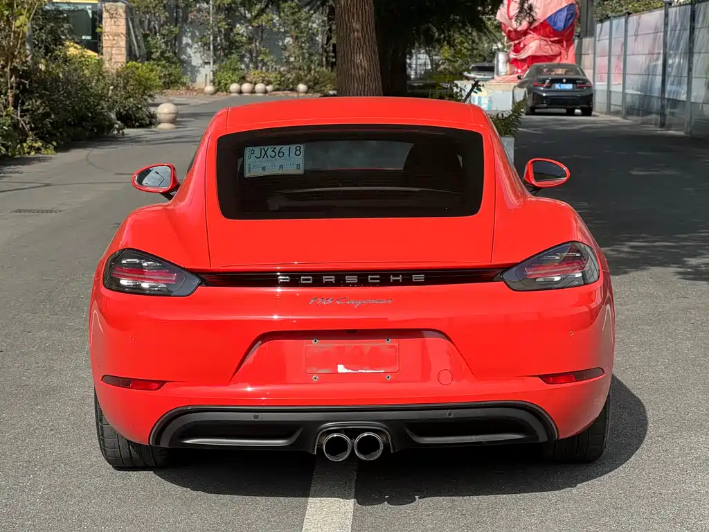 PORSCHE 718
