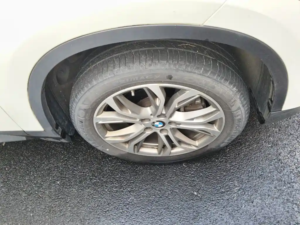 BMW X1 — миниатюра 8
