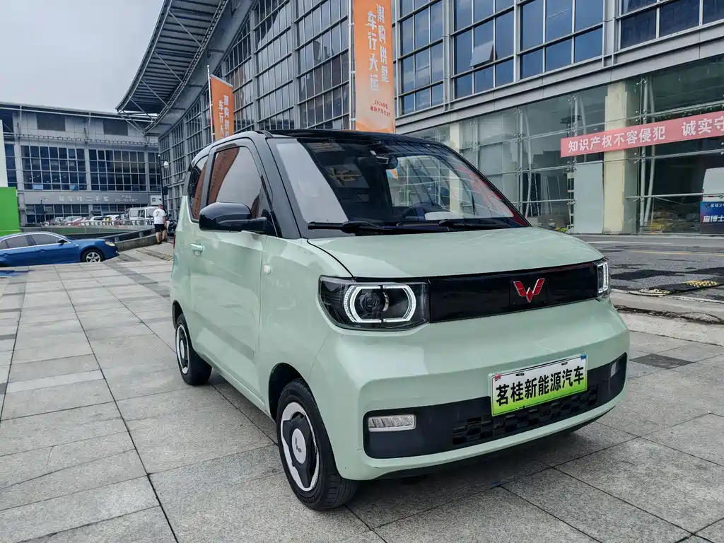 Wuling MINIEV — миниатюра 3