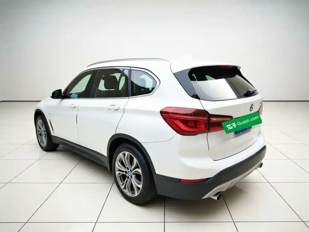BMW X1 — миниатюра 4