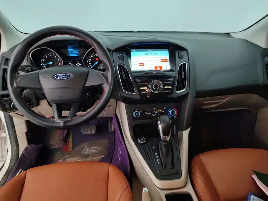 Ford Focus — миниатюра 12