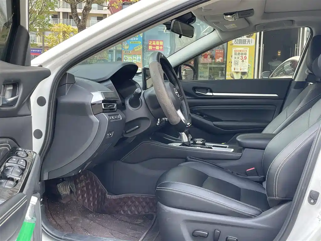 Nissan Teana — миниатюра 6