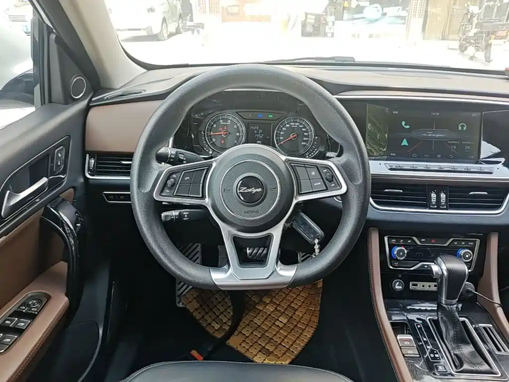 Zotye T600 Coupe — миниатюра 11