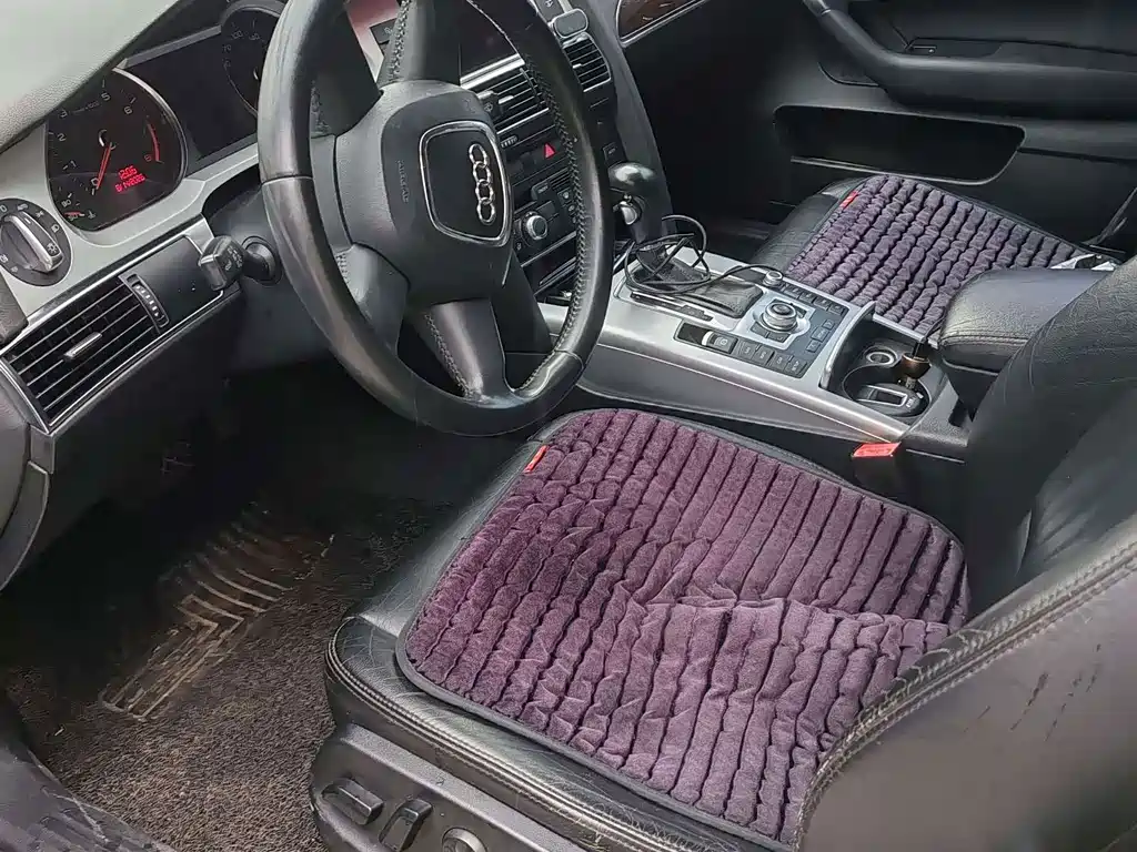 Audi A6L 2011 2.0 TFSI AT