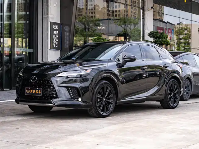 Lexus RX — фото 1