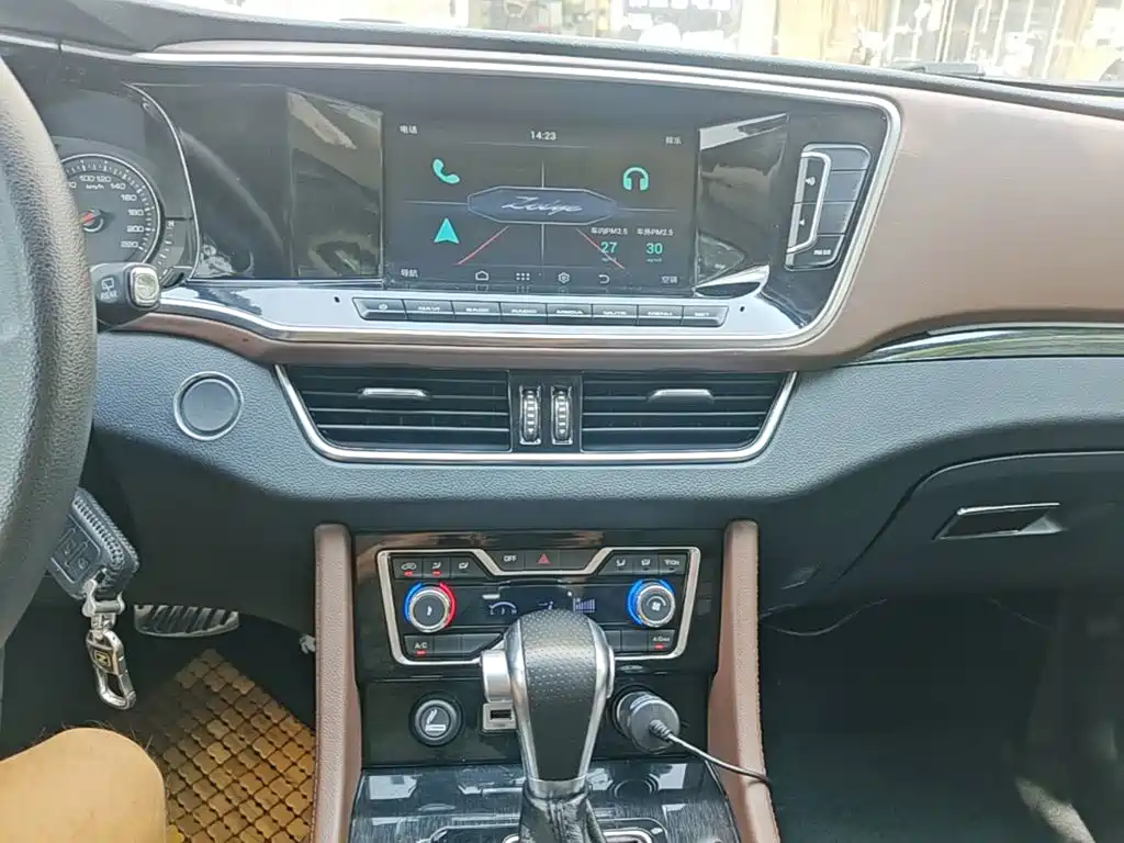 Zotye T600 Coupe — миниатюра 13