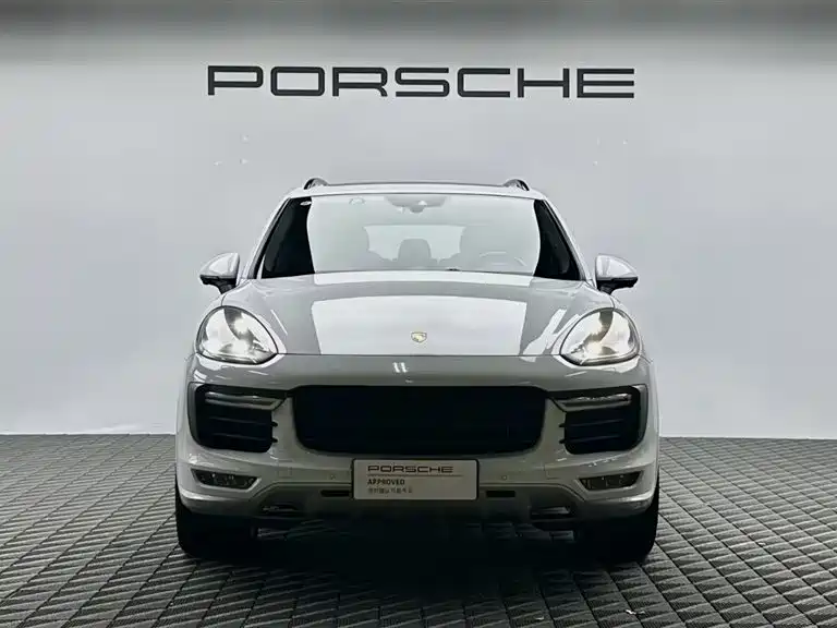 Porsche Cayenne — миниатюра 2