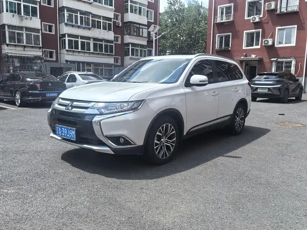 Mitsubishi Outlander 2017