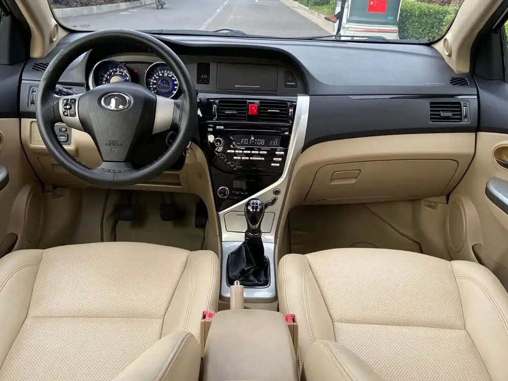 Great Wall Great Wall C30 — миниатюра 10