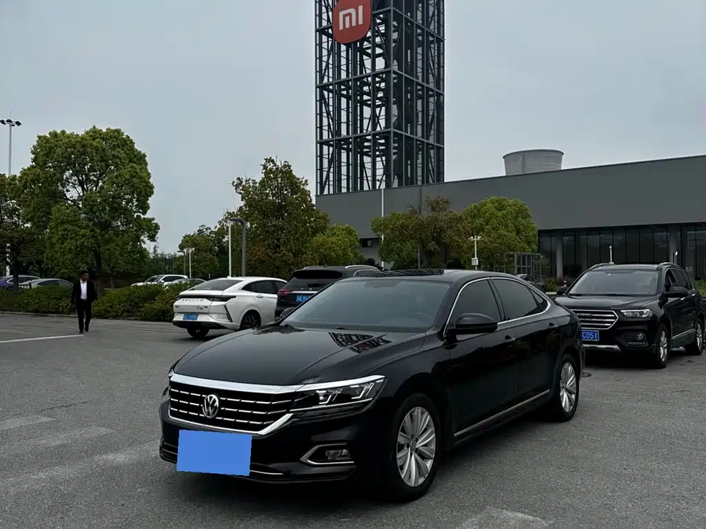 Volkswagen Passat 2020 330TSI Luxury V