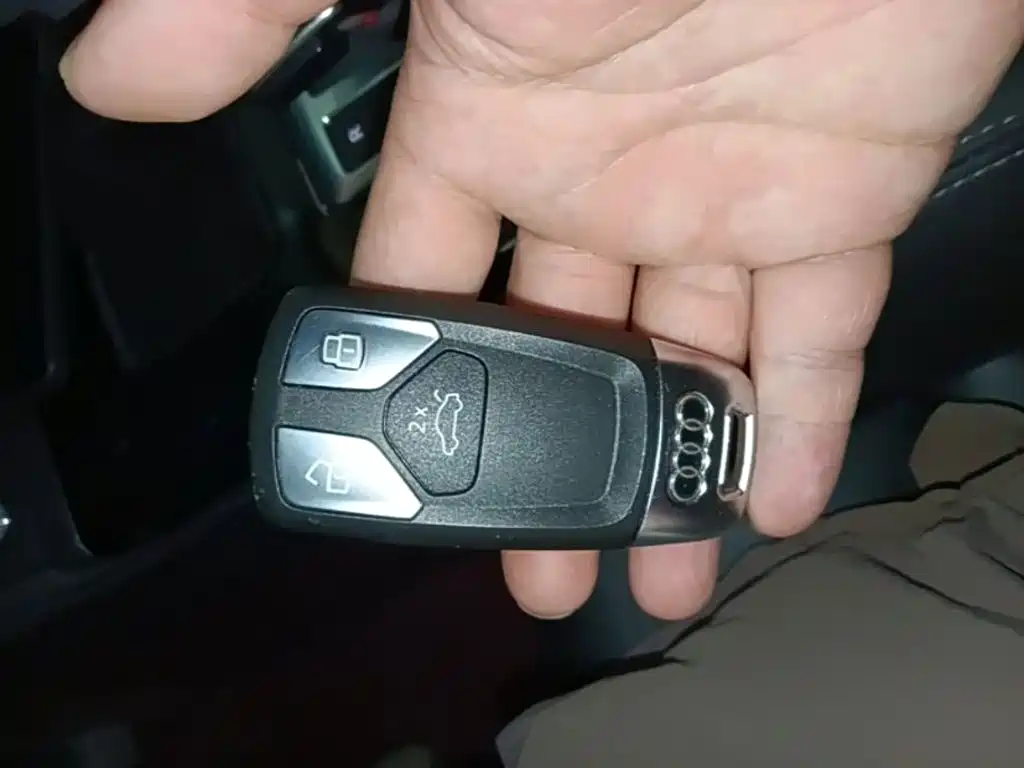 Audi Q5L — миниатюра 9