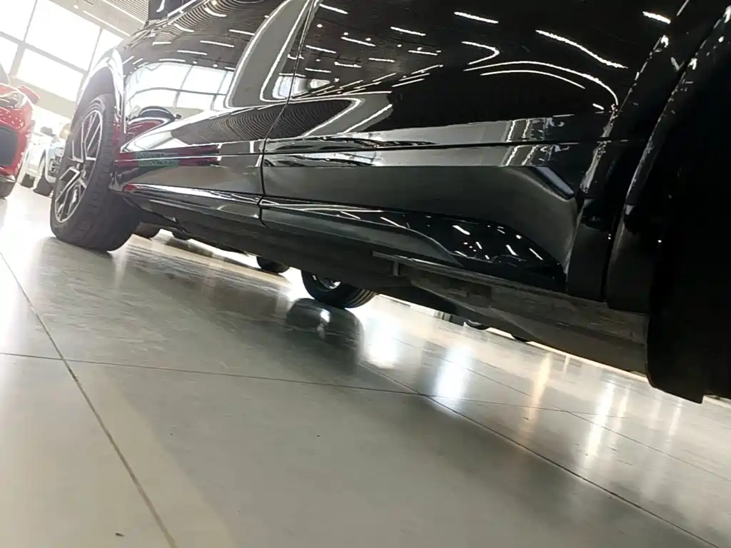 Audi Q5L — миниатюра 22
