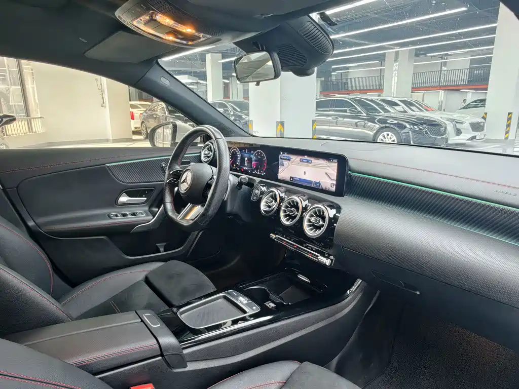 Mercedes-Benz A-Class — миниатюра 9