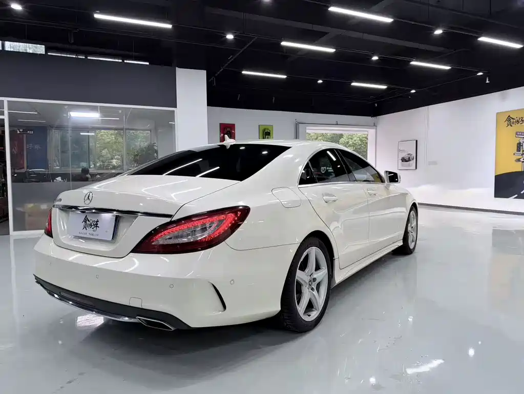 Mercedes-Benz CLS — миниатюра 4